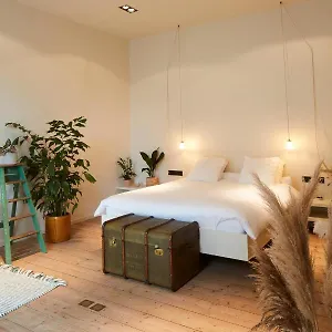 D'amis By Alix Hotel